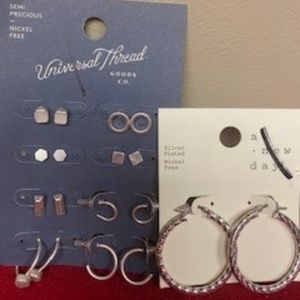 Women's assorted jewerly.